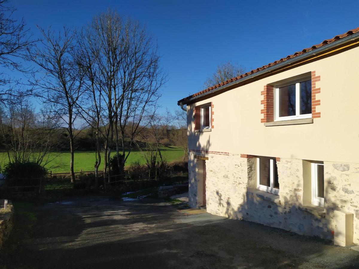 Au Fil De L'Eau Le Boupère Exterior foto